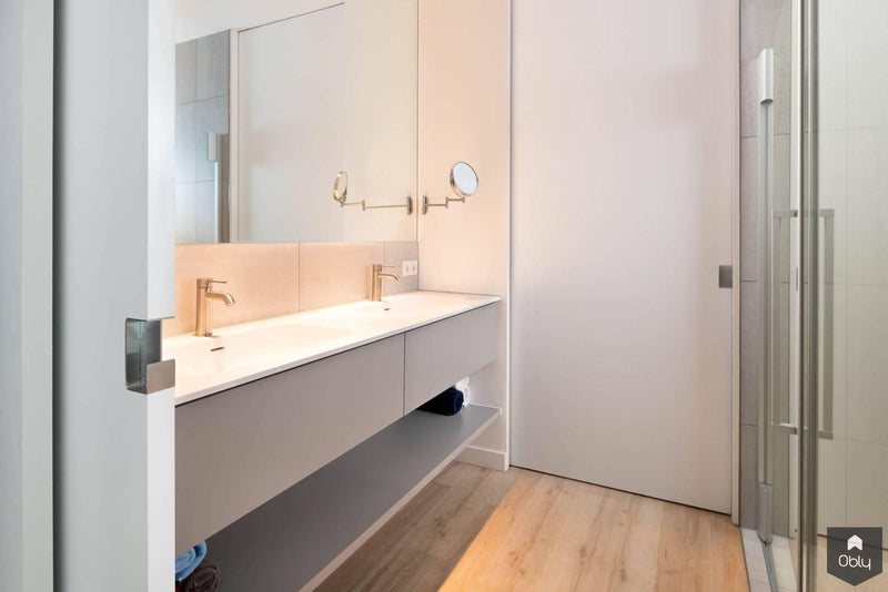 Strakke woning met kleurrijke kunst-Verswijver Interieurconcepten-alle,Keuken,Woonkamer-Strakke woning met kleurrijke kunst | OBLY.com-OBLY