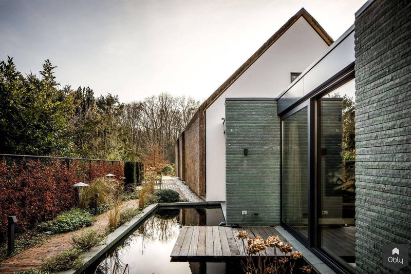 Totaalconcept rietgedekte villa - exterieur-Architectenbureau Drijvers Oisterwijk B.V.-alle, Exterieur vrijstaand, Vrijstaand-Totaalconcept rietgedekte villa exterieur | OBLY.com-OBLY