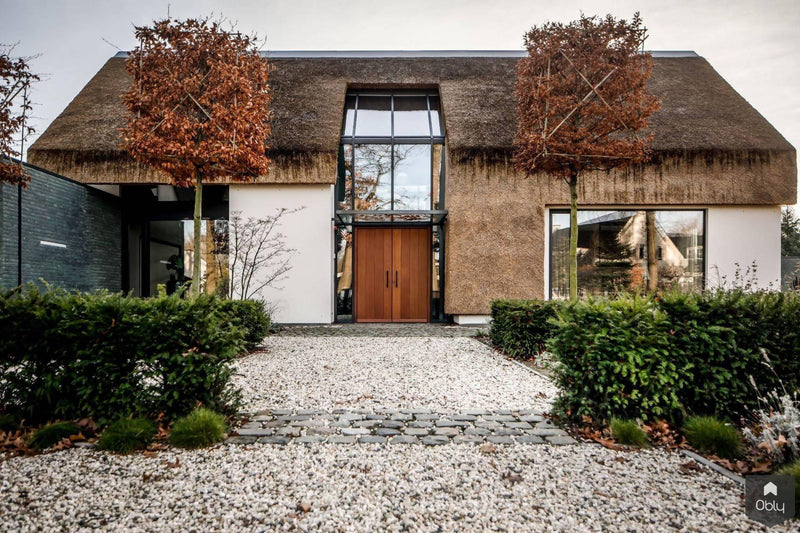 Totaalconcept rietgedekte villa - exterieur-Architectenbureau Drijvers Oisterwijk B.V.-alle, Exterieur vrijstaand, Vrijstaand-Totaalconcept rietgedekte villa exterieur | OBLY.com-OBLY