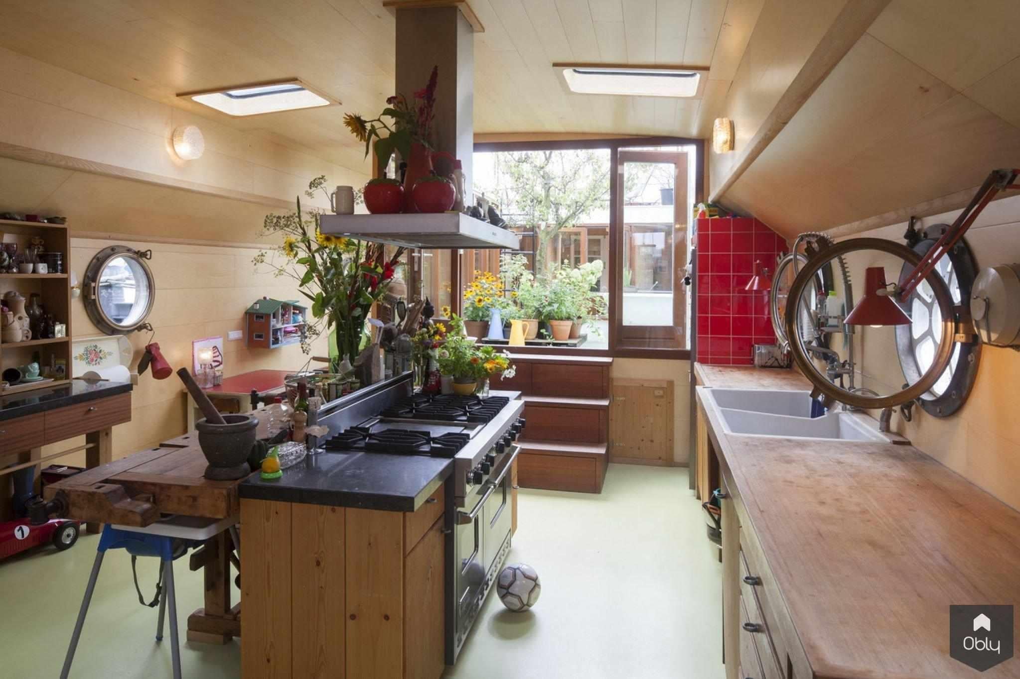Transformatie van vrachtschip tot woonboot-HOYT Architecten & Bouwmanagers-alle,Projecten-OBLY