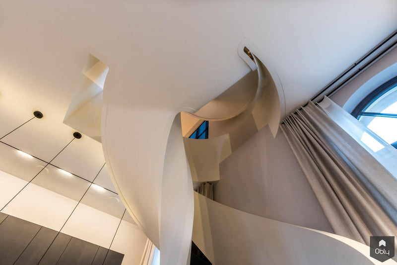 Twee wenteltrappen in Rijksmonument-Van Bruchem Staircases-alle,Entree hal trap-OBLY