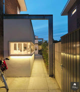 Uitbreiding jaren ’30 woning met open leefruimte en veranda-Christel Smeets architect bna-Aanbouw,alle,exterieur jaren 30 woning aanbouw,exterieur veranda jaren 30 huis,interieur open woonruimte vloer,jaren 30 woning,keuken moderne aanbouw keuken,woonkamer interieur uitbreiding woning-Jaren ’30 woning uitbreiden met veranda en leefkeuken-OBLY