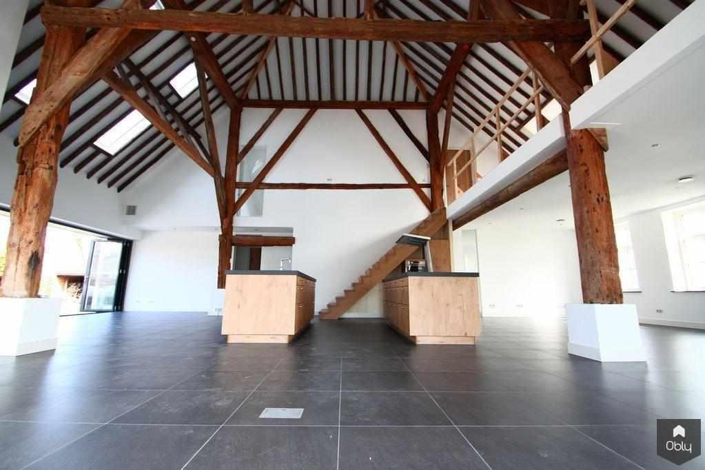 Van stolpboerderij naar open loft-Dineke Dijk-alle,houten balken,landelijke stijl,open leefruimte,open loft,renovatie,stolpboerderij,Woonkamer-OBLY