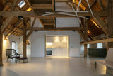 Verbouwing boerderij-Mark Mutsaers architectuur & interieur-AtelierAanHuis,BoerderijRenovatie,HistorischKarakter,HoutenSpanten,MonumentaalPand,OpenLeefruimte,VideMetLoopbrug,Woonkamer-Verbouwing boerderij-OBLY