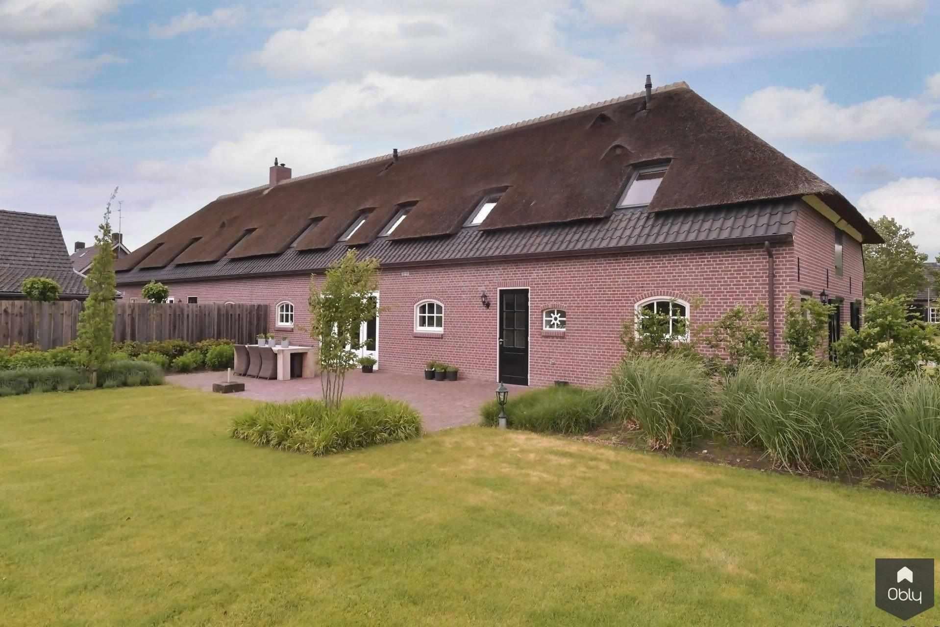 Verbouwing en splitsing historische boerderij-Spanjers Architect-alle,Exterieur vrijstaand,herbestemming,historische boerderij,landelijke architectuur,renovatie,restauratie,verbouwing boerderij,Vrijstaand-Verbouwing en splitsing historische boerderij | OBLY.com-OBLY