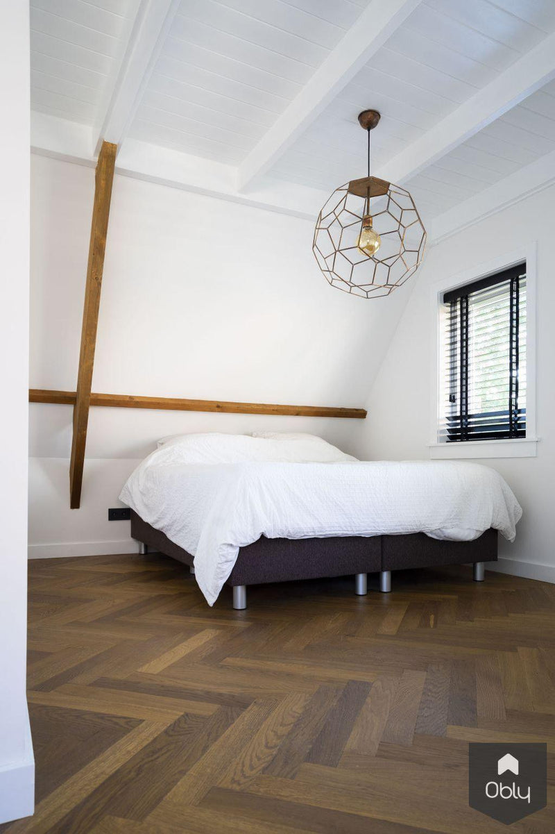Verouderde dubbel gerookte visgraatvloer-Vloerenhuis Amsterdam-alle,Slaapkamer-OBLY