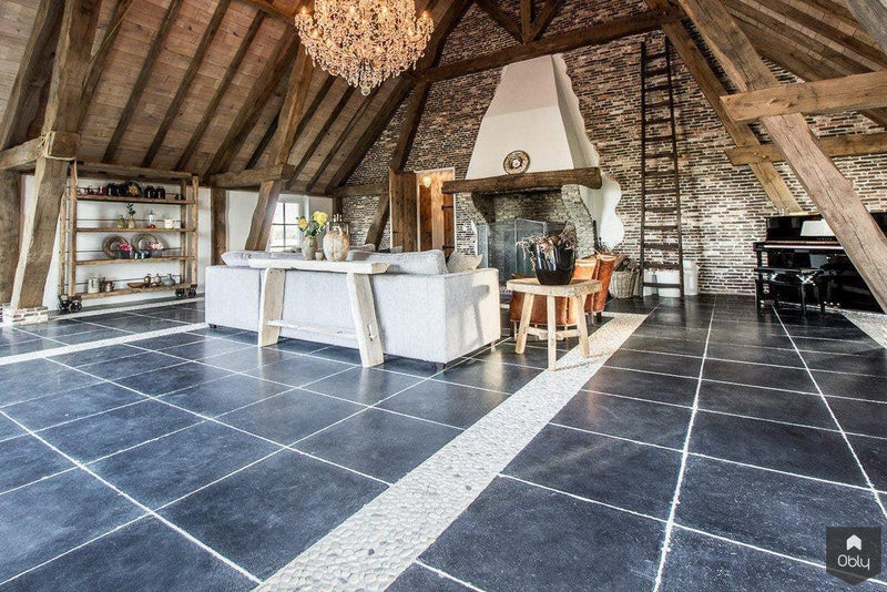 Verouderde vloeren in historische boerderij-Van den Heuvel & Van Duuren-alle,Woonkamer-OBLY