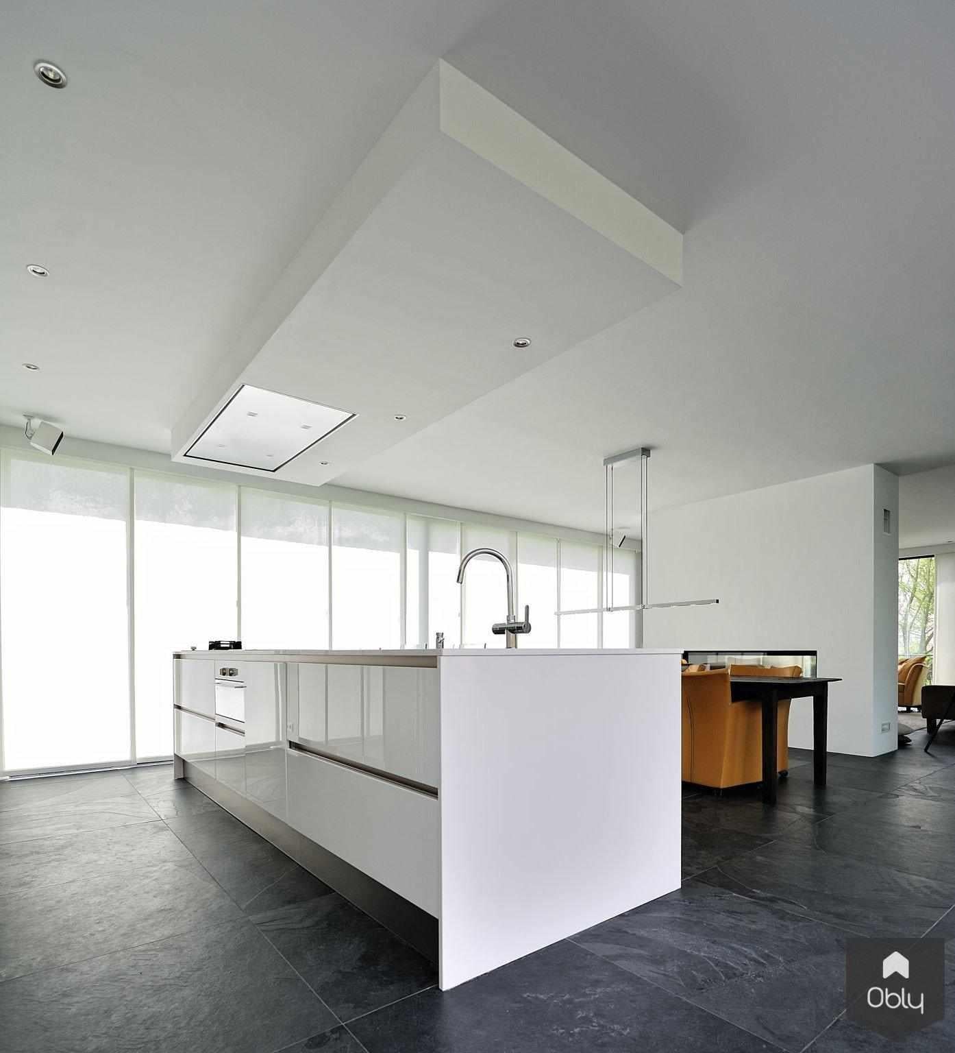 Villa Bemmel - Keuken-Maxim Winkelaar Architects-alle,Keuken,minimalistisch,moderne architectuur,nieuwbouw villa,strakke lijnen,witte keuken-OBLY
