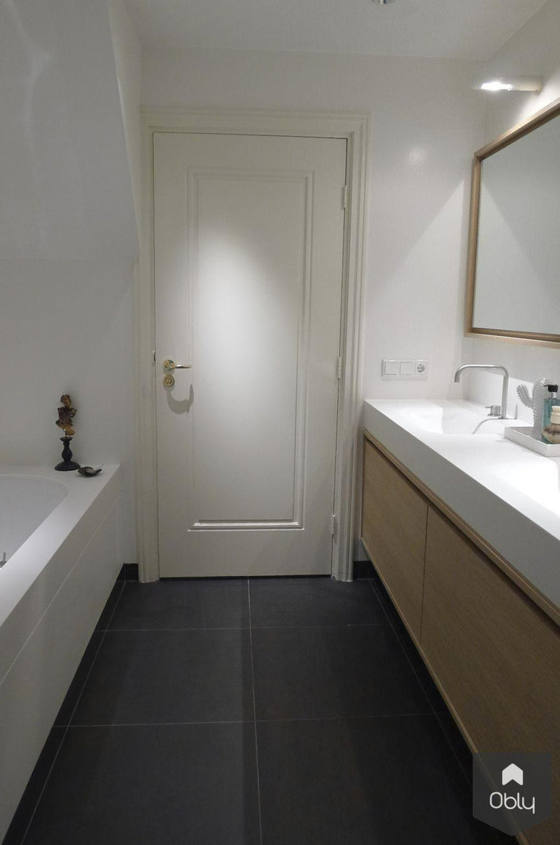 Villa in het Gooi-Not Only White-alle,Badkamer-OBLY