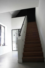 Villa met rieten dak-WOLFS ARCHITECTEN-contrast,Entree / hal / trap,hout,landelijke stijl,modern landhuis,rieten dak,stucwerk,villa-Villa met rieten dak-OBLY