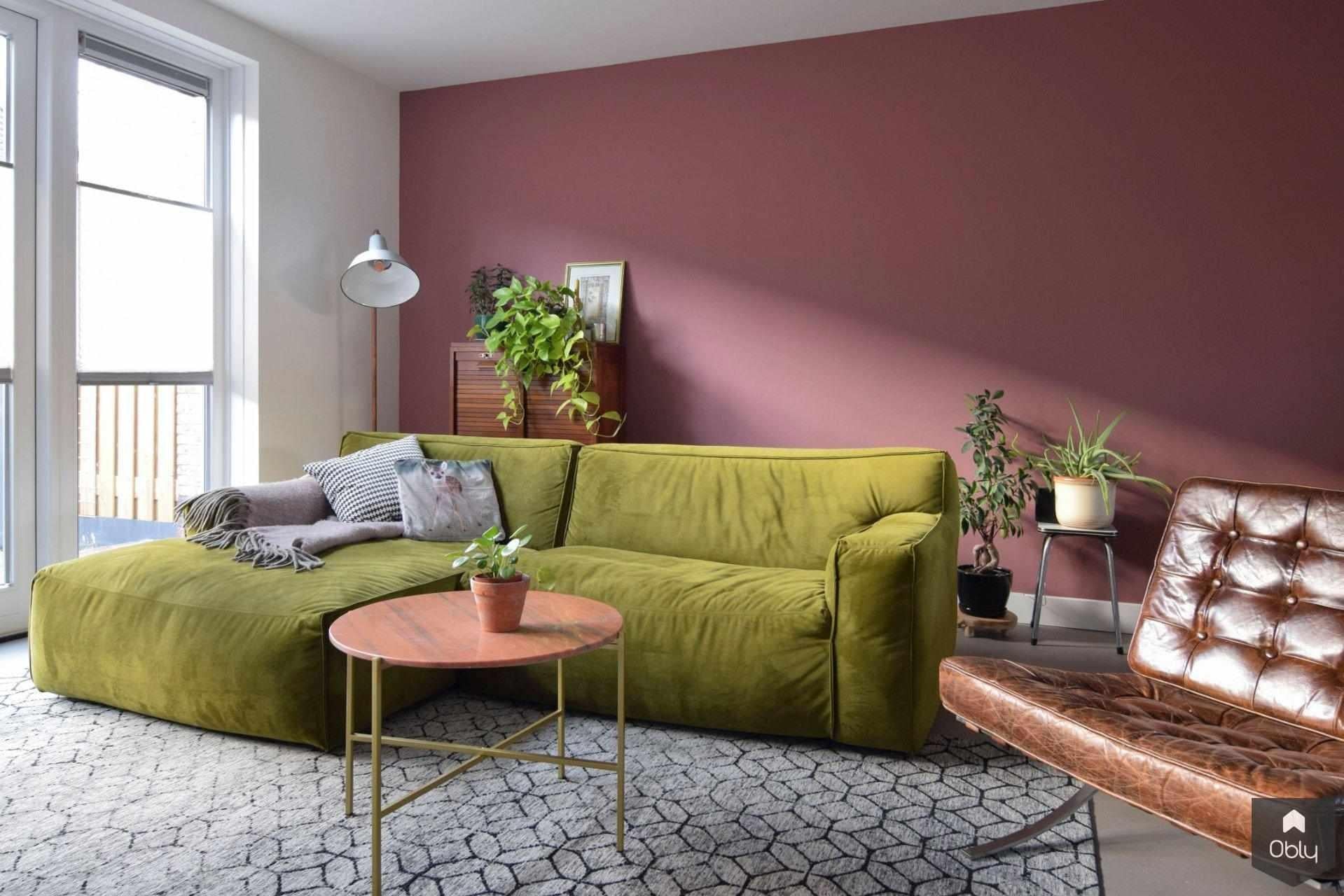 Vintage kleuren in nieuwbouwwoning-Studio Lieke Sanders-alle,Axes verf,Farrow and Ball,kleurrijk interieur,Little Greene,modern met vintage touch,mosgroen,nieuwbouwwoning,retro kleuren,velvet bank,vintage interieur,warme kleuren,Woonkamer-OBLY
