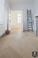Visgraatparket in natuurtint eiken geplaatst in badkamer-NOBEL Flooring-alle,Badkamer-OBLY