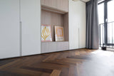 Visgraatvloer gerookt op vloerverwarming-Vloerenhuis Amsterdam-Slaapkamer-Gerookt visgraatvloer op vloerverwarming-OBLY
