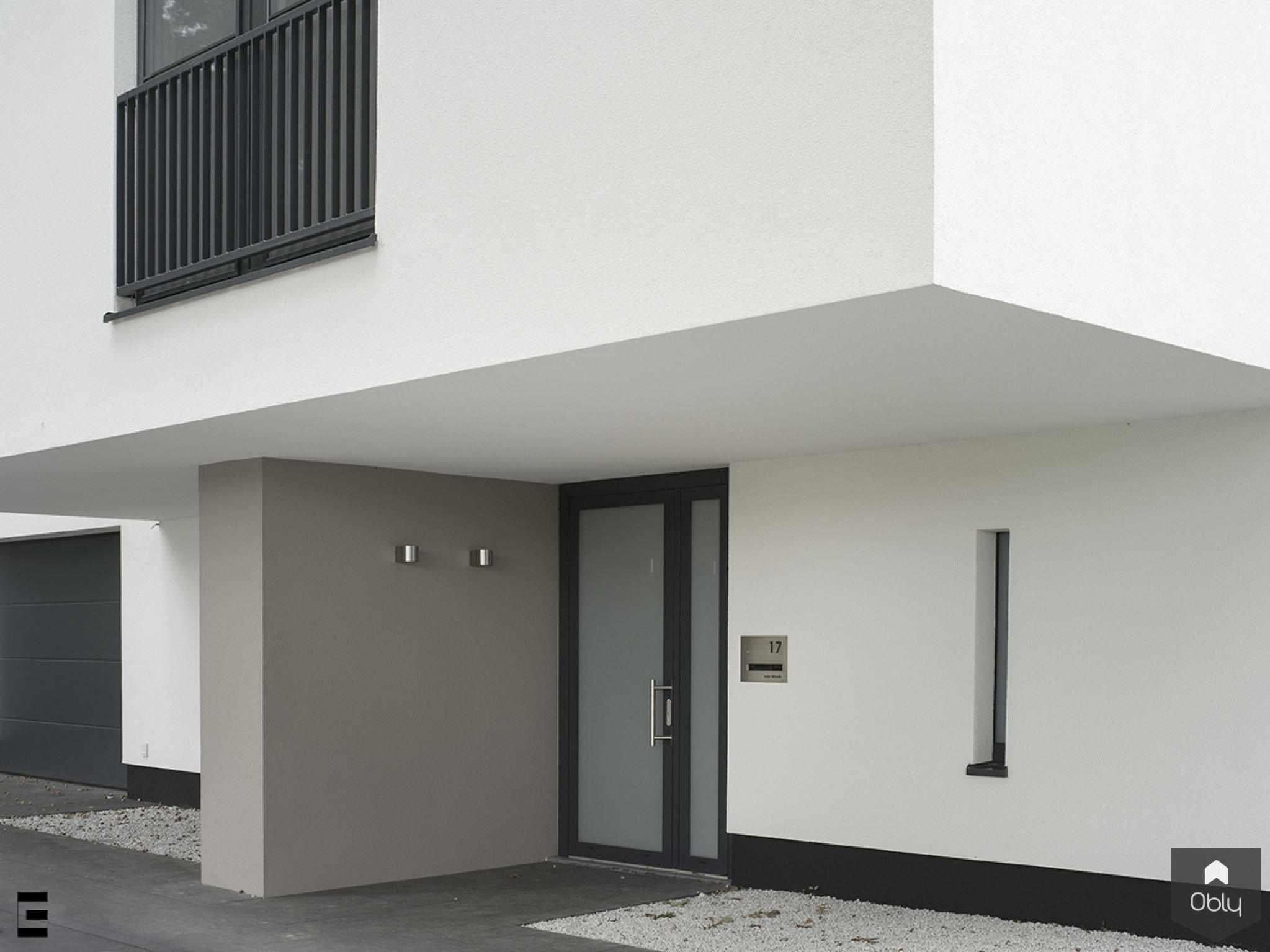 Vrijstaand woonhuis Vught-Geert van den Oetelaar | Chrissy van Onzenoord-alle,Exterieur vrijstaand,GroteRaampartijen,HorizontaleLijnen,MinimalistischDesign,ModernWoonhuis,OverstekDak,StrakkeArchitectuur,WonenInHetGroen-OBLY