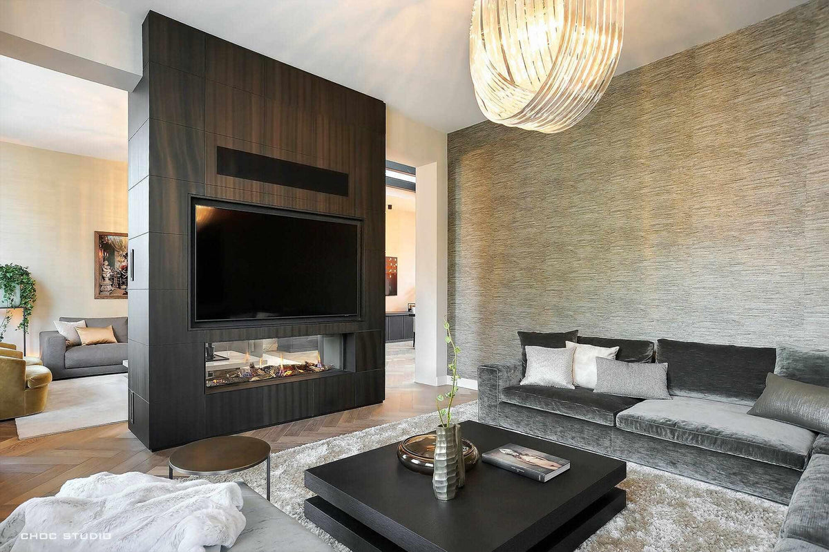 Warm ingericht herenhuis-Choc Studio-herenhuis,luxe woonkamer,modern interieur,moderne woonkamer,woonkamer,woonkamer design,woonkamer interieur,woonkamer met haard-OBLY