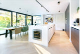 Wit corian werkblad met kookeiland-Cora Techniek-Keuken-Kookeiland met wit Corian werkblad-OBLY