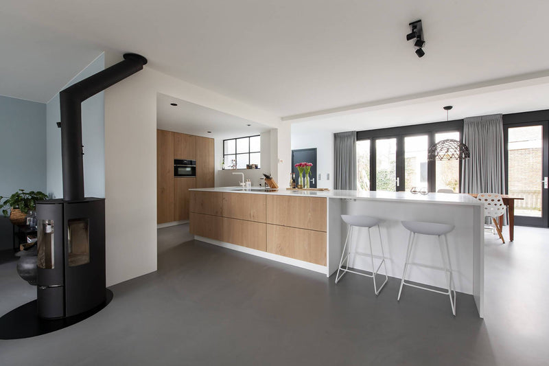 Witte keuken met eiken fineer kastenwand-Ergoform-alle,Keuken-OBLY