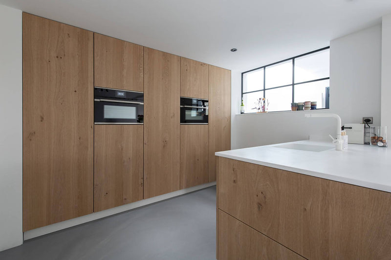 Witte keuken met eiken fineer kastenwand-Ergoform-alle,Keuken-OBLY