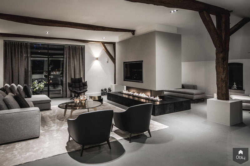 Woonkamer met vrijstaande haard in Villa-LTD Studio-alle,Woonkamer-OBLY