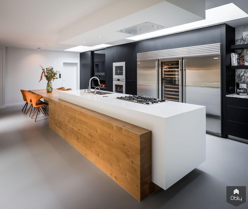 Zwarte moderne keuken met wit keukeneiland-Culimaat-alle,Keuken-OBLY