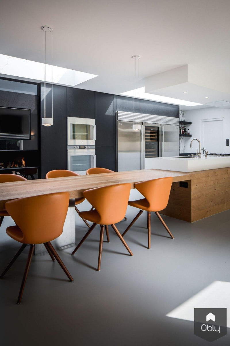 Zwarte moderne keuken met wit keukeneiland-Culimaat-alle,Keuken-OBLY