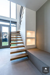 Zwevende houten trap met nis-Van Bruchem Staircases-alle,Entree hal trap-OBLY