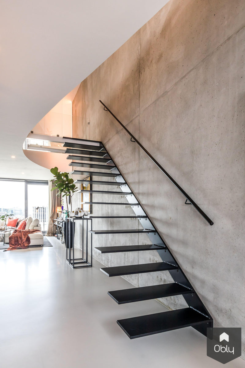 Zwevende stalen trap-Van Bruchem Staircases-alle,Entree hal trap-OBLY