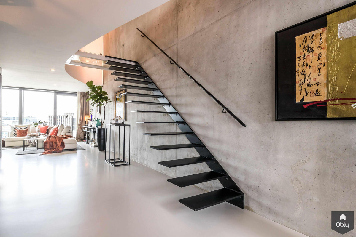 Zwevende stalen trap-Van Bruchem Staircases-alle,Entree hal trap-OBLY