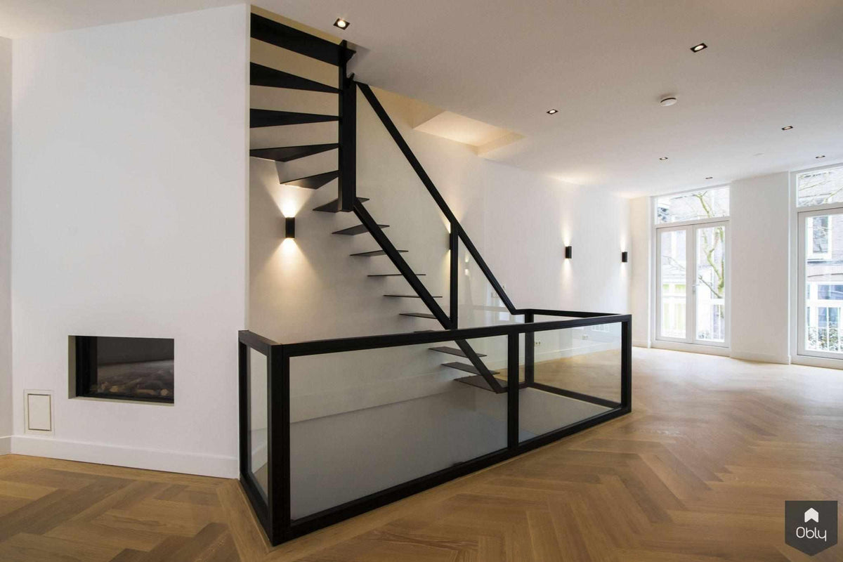 Zwevende stalen trap met glas-Van Bruchem Staircases-alle,Woonkamer-OBLY