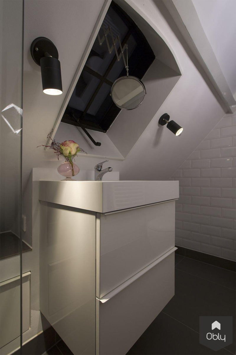Badkamer op zolder (Twee onder één kap Laren)-Suzanne-Holtz-Studio-alle, Badkamer-OBLY