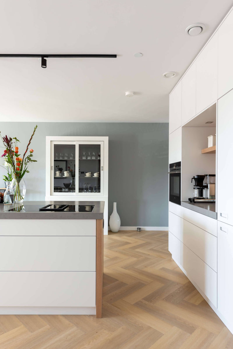 Interieurontwerp en indeling appartement-Lifs Interior Design-keuken-Nieuwe indeling interieur en keuken appartement -OBLY