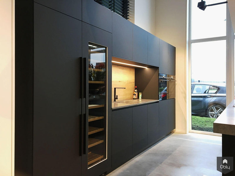 Keuken in Mat zwart en hout-Keukenarchitectuur Midden Brabant-alle, Keuken-OBLY