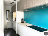 Keuken met mediterraans blauw en warme houttinten-Keukenarchitectuur Midden Brabant-alle, Keuken-OBLY