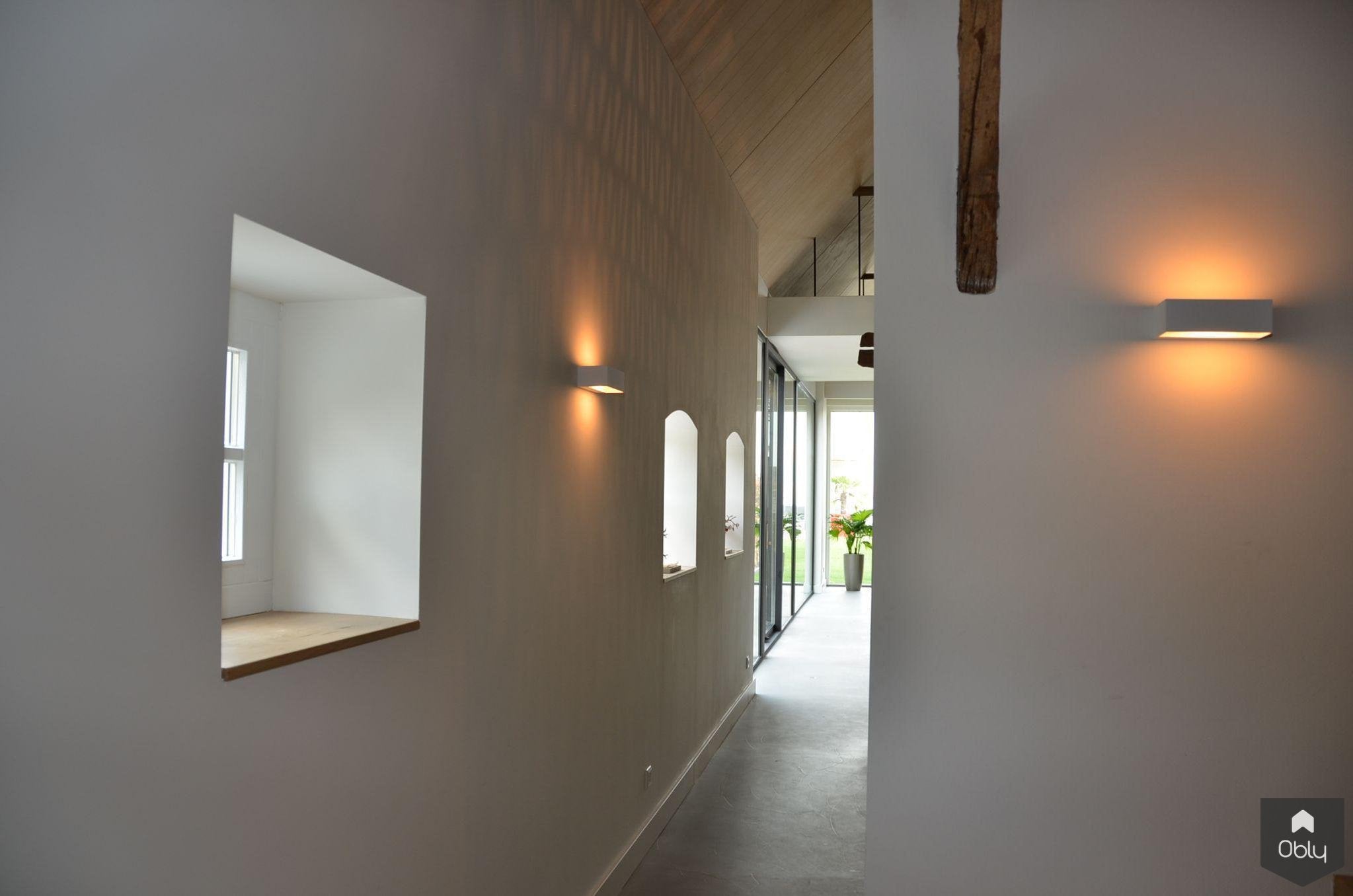 landelijk wonen boerderij eikengebinten-Architectenbureau Drijvers Oisterwijk B.V.-alle,eiken gebinten,houten balken,karakteristiek interieur,landelijke stijl,renovatie boerderij,Woonkamer-OBLY
