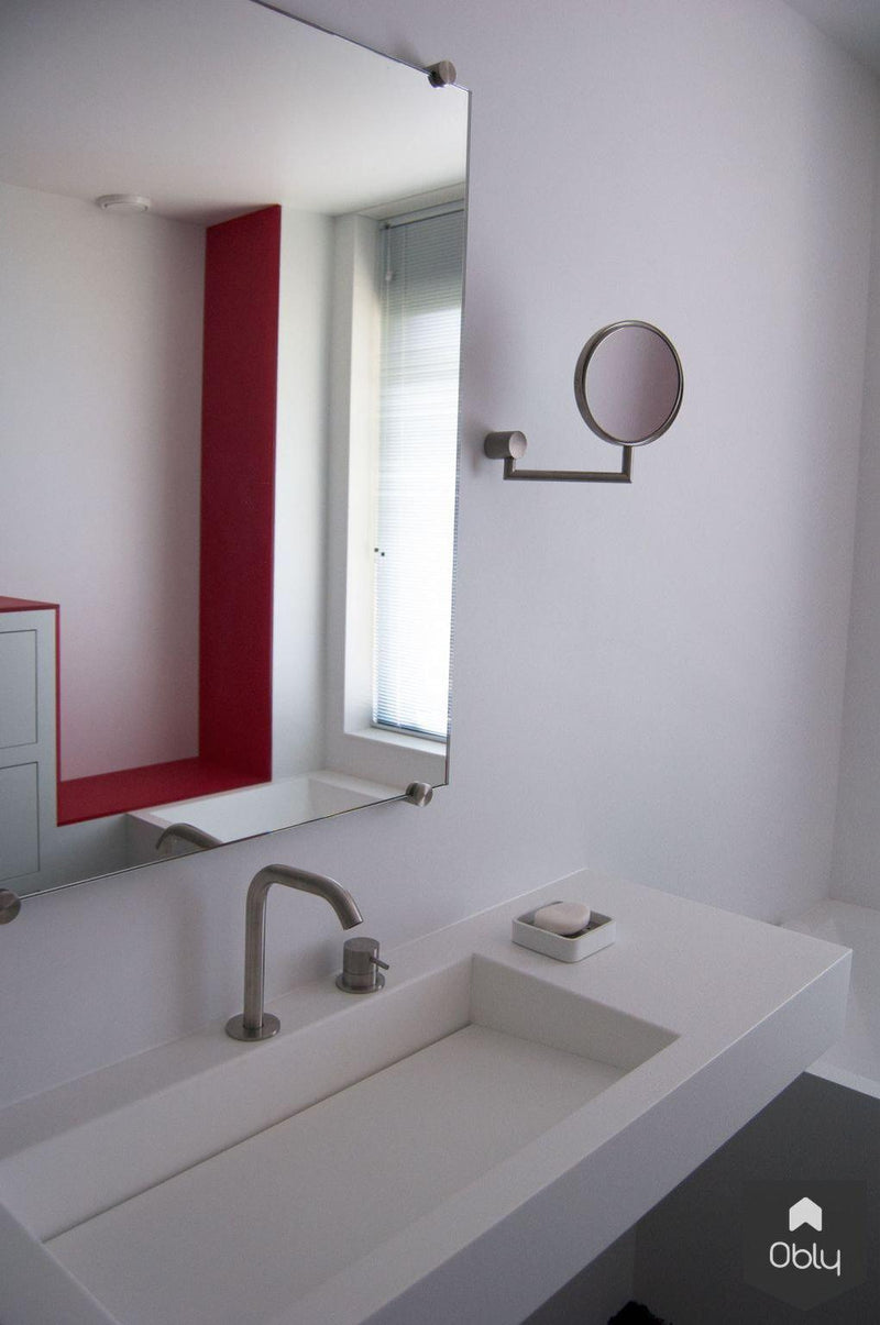 modern met een Cranberry tint-Fors design badkamers-alle,Badkamer-OBLY