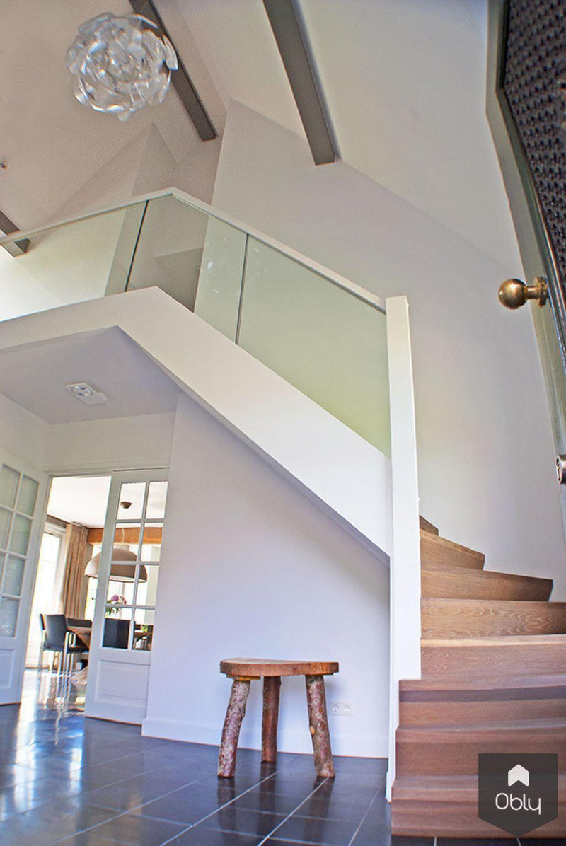 Moderne trap met glas-Van Bruchem Staircases-alle, Entree hal trap-OBLY