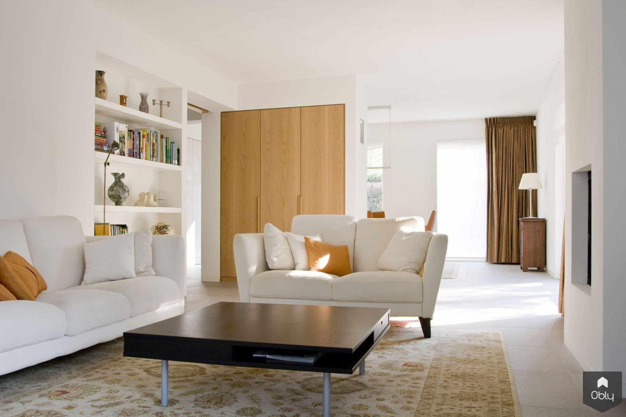 slimme ingreep brengt licht-Doret Schulkes Interieurarchitect-alle,lichte villa inrichting,luxe wooninspiratie,meer daglicht in huis,moderne villa interieur,moderne woning renovatie,open interieurconcept,ruimtelijke woonkamer,schuifdeur met glas,slimme woningindeling,Woonkamer-OBLY