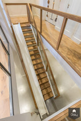 Steektrap glazen balustrade glijbaan-Van Bruchem Staircases-alle, Entree hal trap-OBLY