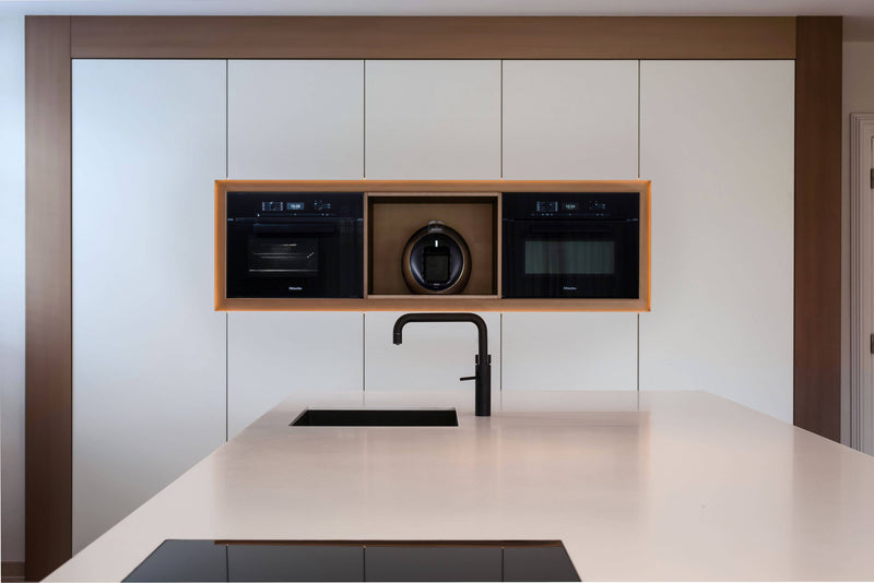 Strakke witte keuken brons kleur-Mereno-Keuken-Strakke witte keuken brons kleur -OBLY